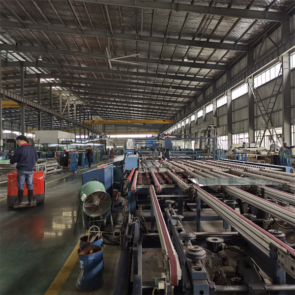 foshan nanhai ruixin glass co., ltd üreticinin üretim hattı