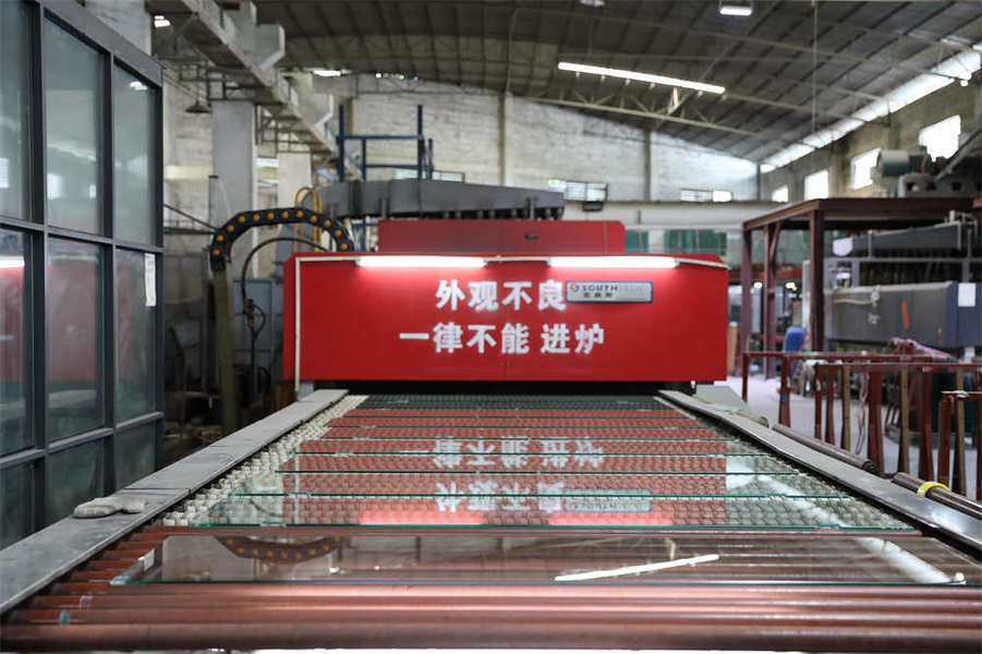 foshan nanhai ruixin glass co., ltd üreticinin üretim hattı